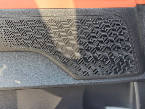 New 2026 Kia Carnival EX image 21