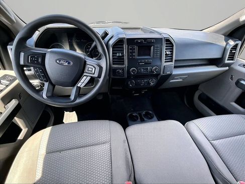 Used 2018 Ford F150 XLT AWD/4WD image 15
