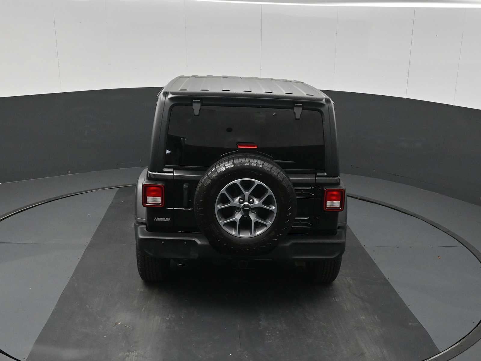 Used 2024 Jeep Wrangler Unlimited Sport AWD/4WD image 16