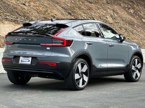 Certified 2023 Volvo C40 P8 Recharge Ultimate image 4