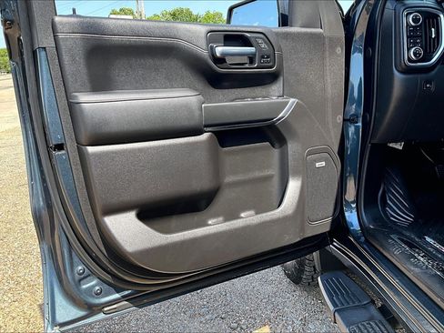 Used 2020 GMC Sierra 1500 AT4 w/ AT4 Premium Package AWD/4WD image 18