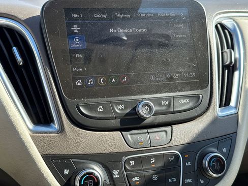 Used 2024 Chevrolet Malibu LT FWD image 24