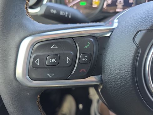 Used 2024 Jeep Wrangler Sahara w/ Safety Group image 28