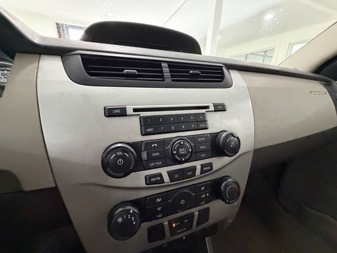 Used 2011 Ford Focus S FWD image 24