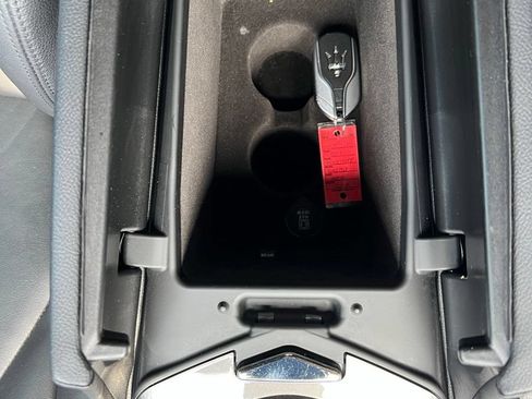 Used 2019 Maserati Ghibli RWD image 46