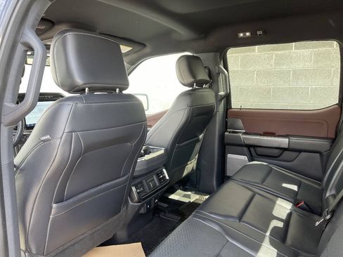 Used 2021 Ford F150 Lariat w/ Equipment Group 502A High AWD/4WD image 10
