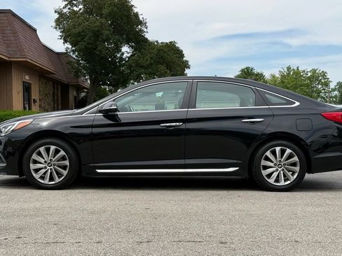 Used 2017 Hyundai Sonata Sport w/ Value Edition Package 02 FWD image 2