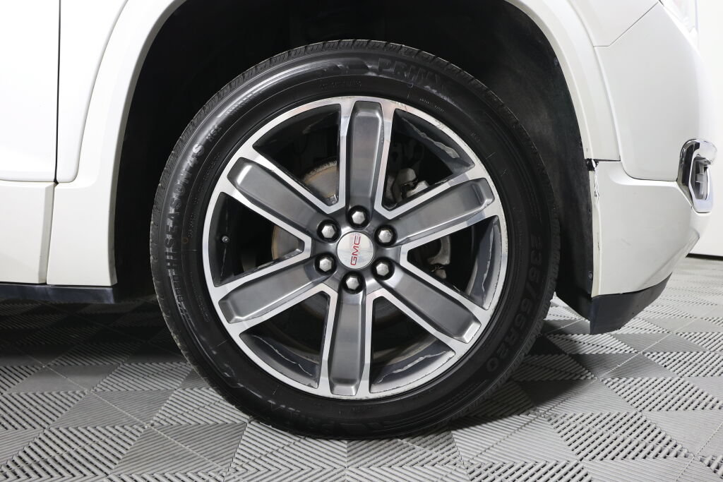 Used 2017 GMC Acadia Denali AWD/4WD image 6