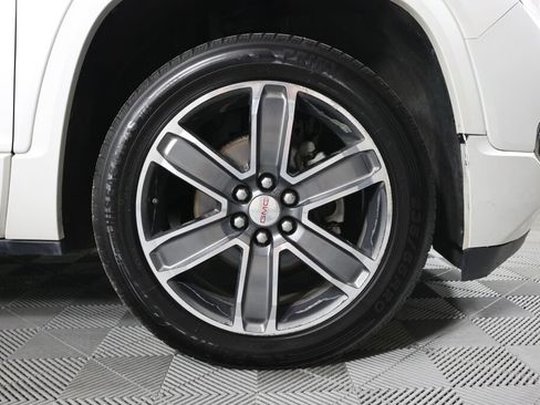 Used 2017 GMC Acadia Denali AWD/4WD image 6
