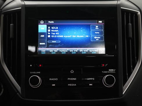 Used 2023 Subaru Crosstrek 2.0i Premium image 18