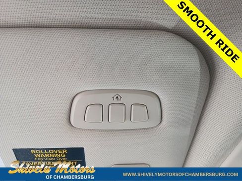 Used 2023 Lincoln Corsair Standard w/ Equipment Group 101A image 19