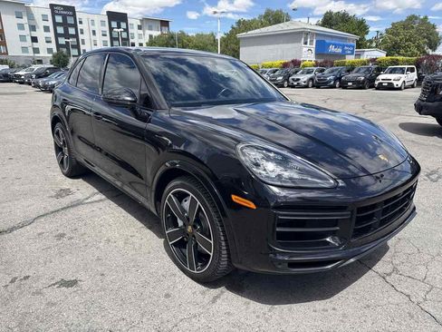 Used 2019 Porsche Cayenne Turbo AWD/4WD image 4