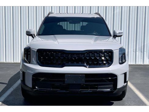 Used 2025 Kia Telluride EX X-Line AWD/4WD image 3