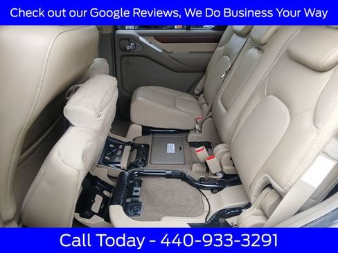 Used 2009 Nissan Pathfinder LE RWD image 35