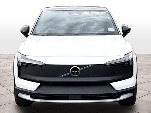 New 2026 Volvo EX30 Cross Country Ultra w/ Protection Package Premier image 5