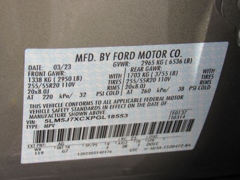 Used 2023 Lincoln Aviator Reserve w/ Equipment Group 201A image 17