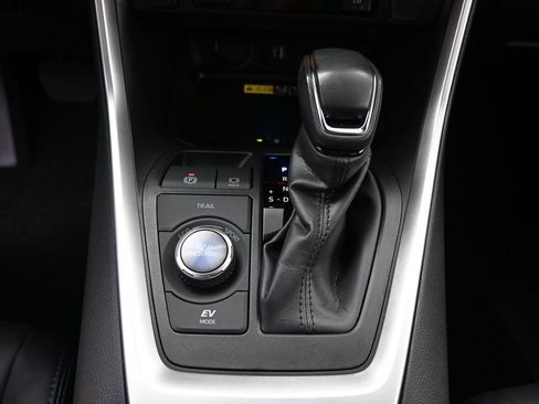 Certified 2023 Toyota RAV4 XSE AWD/4WD image 27