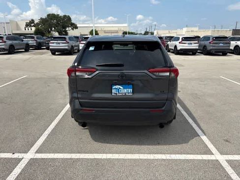 Used 2024 Toyota RAV4 LE FWD image 4