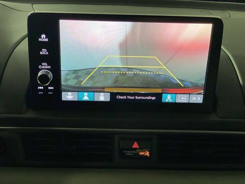 Used 2025 Honda Pilot Touring image 20