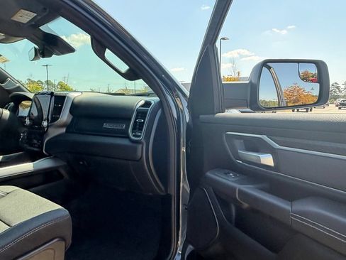 Used 2025 RAM 1500 Big Horn AWD/4WD image 41