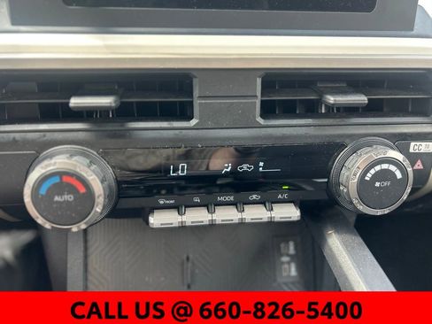 Used 2024 Toyota Tacoma TRD Off-Road image 14