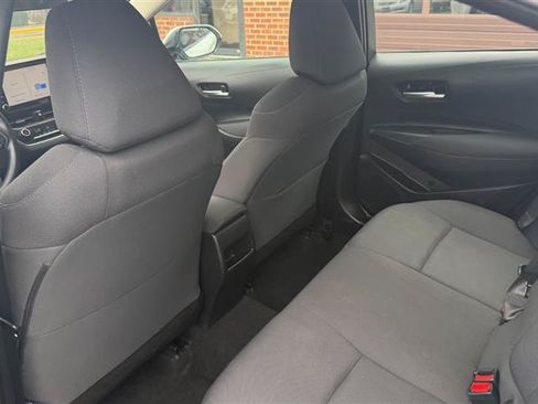 Used 2020 Toyota Corolla LE FWD image 23