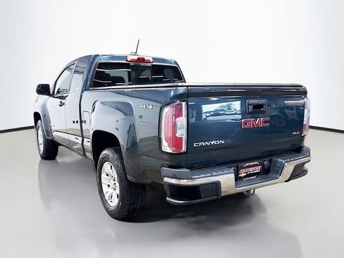 Used 2017 GMC Canyon SLE w/ SLE Convenience Package AWD/4WD image 8