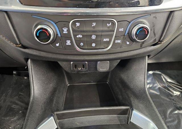 Used 2019 Chevrolet Traverse RS AWD/4WD image 23
