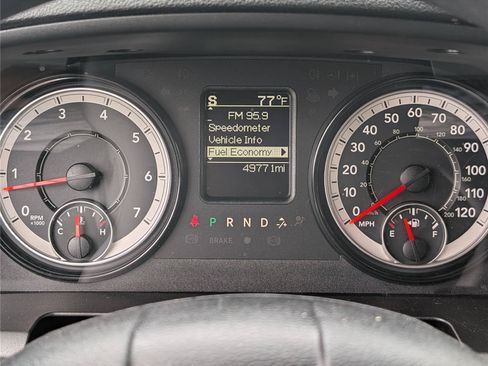 Used 2024 RAM 1500 Warlock RWD image 25