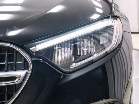 Certified 2026 Mercedes-Benz GLC 300 image 12