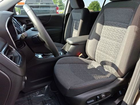 Used 2024 Chevrolet Equinox LT w/ LPO, Floor Liner Package AWD/4WD image 12