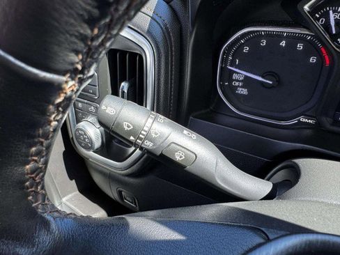 Used 2020 GMC Sierra 1500 AT4 w/ AT4 Premium Package image 26