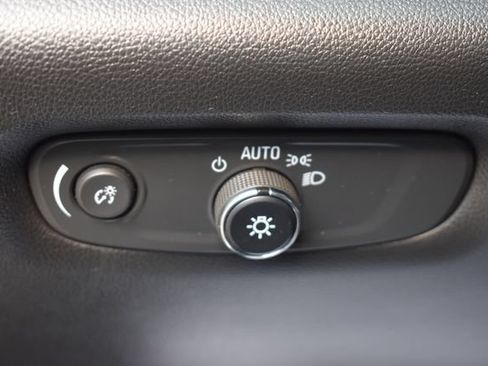 Used 2022 Chevrolet Traverse High Country AWD/4WD image 29