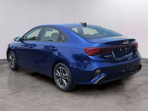 Certified 2023 Kia Forte LXS FWD image 6