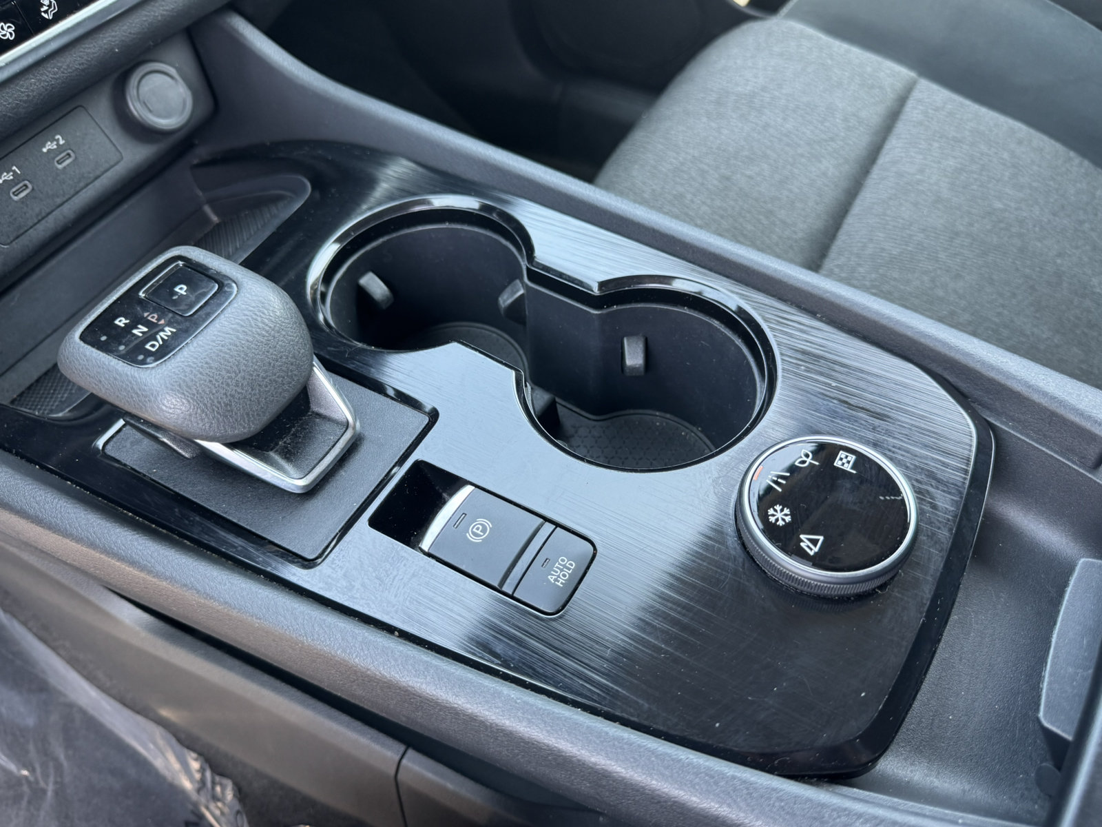 Used 2024 Nissan Rogue SV AWD/4WD image 30