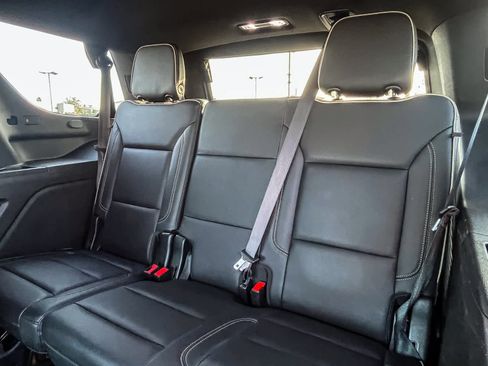 Used 2021 Chevrolet Tahoe Premier image 18