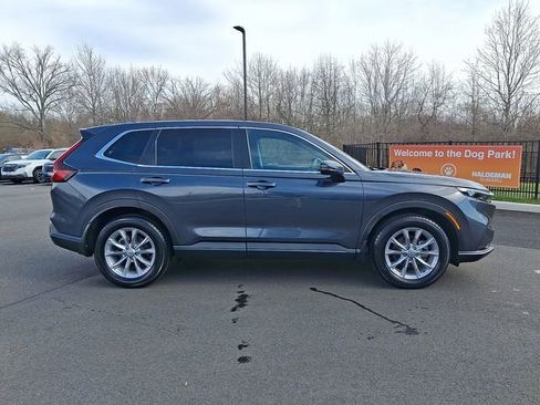 Used 2023 Honda CR-V EX image 8