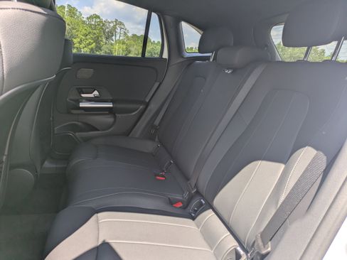 New 2026 Mercedes-Benz GLA 250 4MATIC image 14