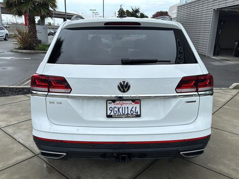 Used 2023 Volkswagen Atlas SE w/ Black Wheel Package image 5