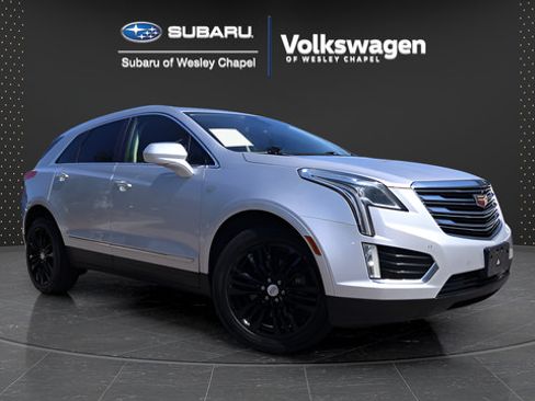 Used 2018 Cadillac XT5 Premium Luxury FWD image 1