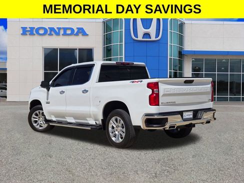 Used 2025 Chevrolet Silverado 1500 LTZ w/ LTZ Premium Texas Edition AWD/4WD image 5