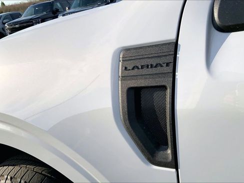 Used 2025 Ford Maverick Lariat w/ Black Appearance Package AWD/4WD image 4