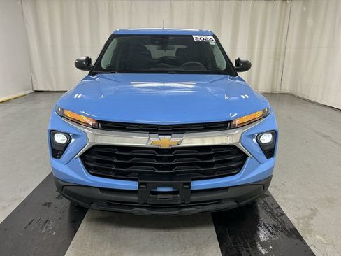 Certified 2024 Chevrolet TrailBlazer LS w/ LS Convenience Package AWD/4WD image 3