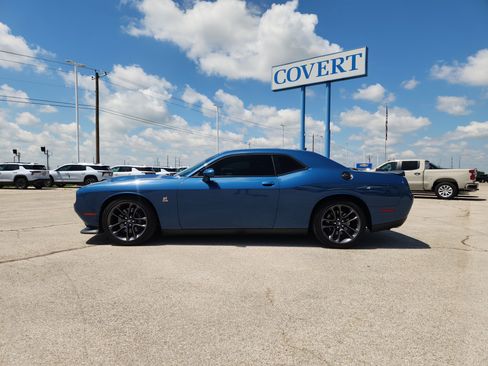 Used 2023 Dodge Challenger R/T Scat Pack w/ Plus Package RWD image 4