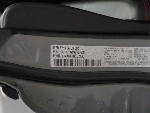 Certified 2025 Dodge Durango GT AWD/4WD image 55