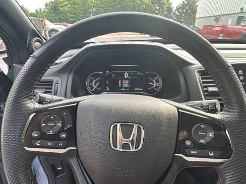 Used 2023 Honda Passport Elite image 15