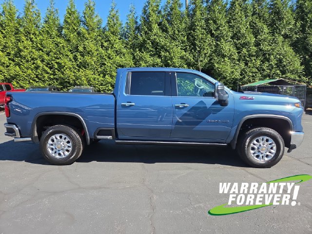 New 2026 Chevrolet Silverado 2500 LTZ w/ LTZ Premium Package AWD/4WD image 8