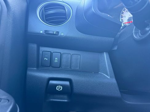 Used 2014 Honda Pilot Touring image 21