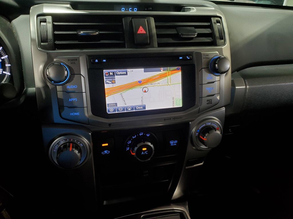 Used 2019 Toyota 4Runner SR5 Premium RWD image 52