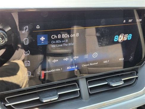 Used 2025 Chevrolet Trax LT w/ LT Convenience Package image 30